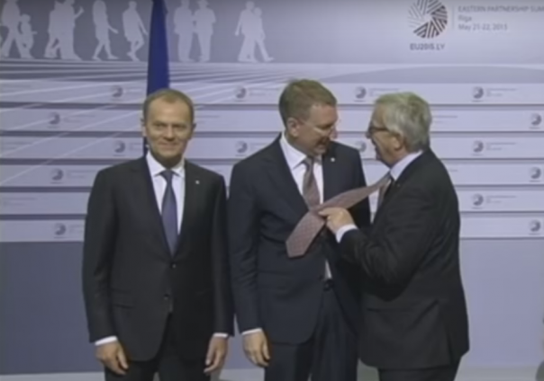 «Пьяный» Клод Юнкер покоряет интернет