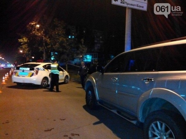 СМИ: в Запорожье шашлычную обстреляли из гранатомета СМИ: в Запорожье шашлычную обстреляли из гранатомета