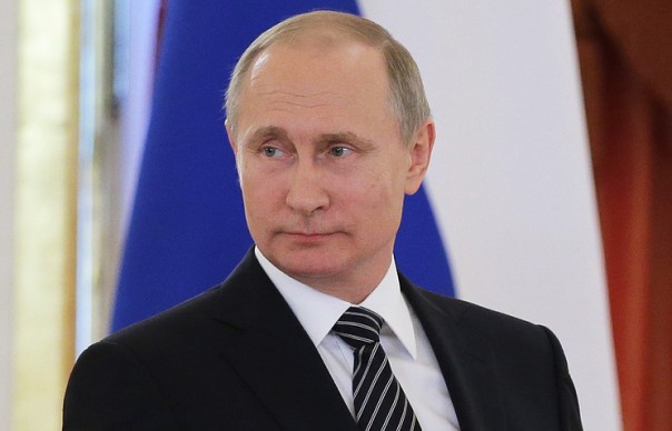 Владимир Путин принимает участие в форуме регионов России и Белоруссии