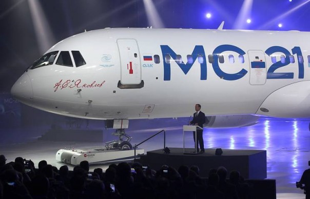В Иркутске презентовали новейший пассажирский самолет МС-21 В Иркутске презентовали новейший пассажирский самолет МС-21