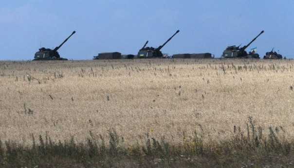 Укрофашисты ночью обстреляли Донецк и Горловку из тяжелых орудий и минометов