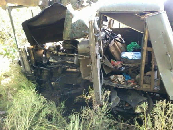 Потерь НЕТ. Авто с айдаровцами подорвалось на мине. Потерь НЕТ. Авто с айдаровцами подорвалось на мине.