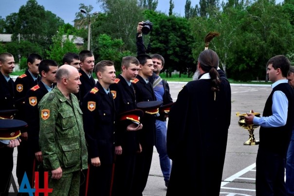 В военном лицее ДНР прошел первый выпуск курсантов, начавших учебу после создания Республики