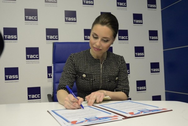 Кому мешает сильная Россия? Ложь как путь к революции