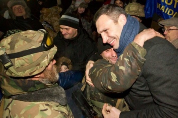 Кличко заставят ходить на все похороны вояк АТО