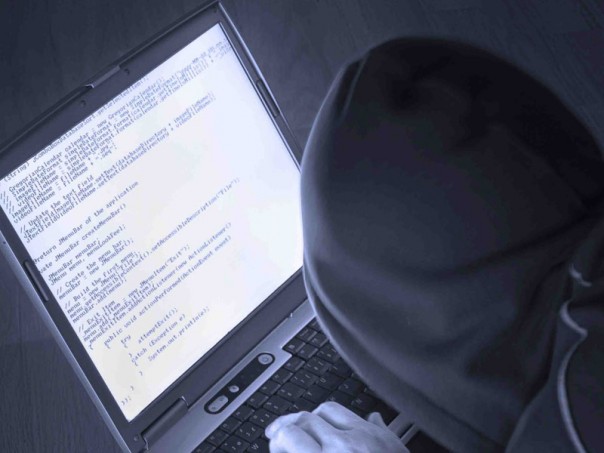 Хакер из Косово слил ИГ данные 1300 американских чиновников и солдат Хакер из Косово слил ИГ данные 1300 американских чиновников и солдат