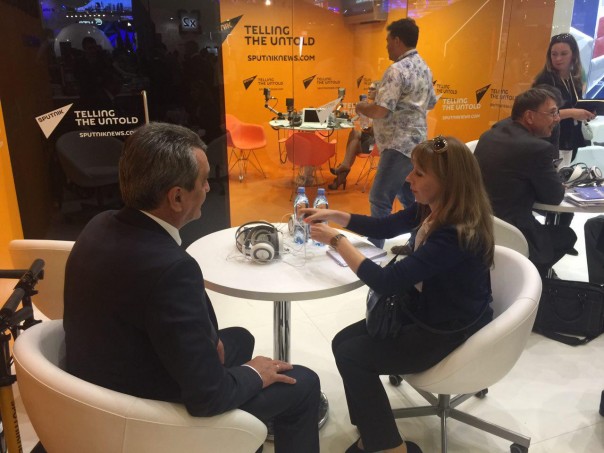 Делегация Севастополя прибыла на экономический форум в Питер — прорывать блокаду Крыма Делегация Севастополя прибыла на экономический форум в Питер — прорывать блокаду Крыма