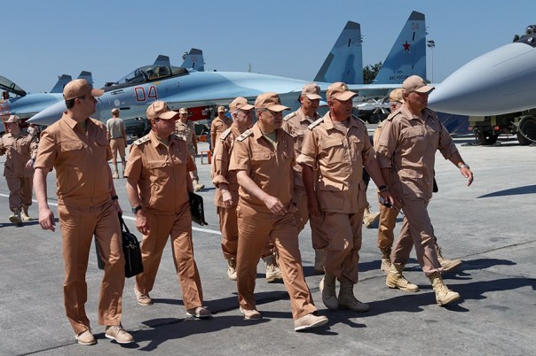 Сергей Шойгу проинспектировал базу ВКС РФ в Сирии и провёл переговоры с Башаром Асадом Сергей Шойгу проинспектировал базу ВКС РФ в Сирии и провёл переговоры с Башаром Асадом