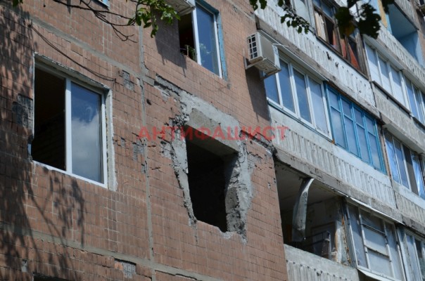 Сводка от МО ДНР 19 июня 2016 года. Укрофашисты за сутки 300 раз обстреляли территории Республики, обстрелами повреждены 12 домов Сводка от МО ДНР 19 июня 2016 года. Укрофашисты за сутки 300 раз обстреляли территории Республики, обстрелами повреждены 12 домов