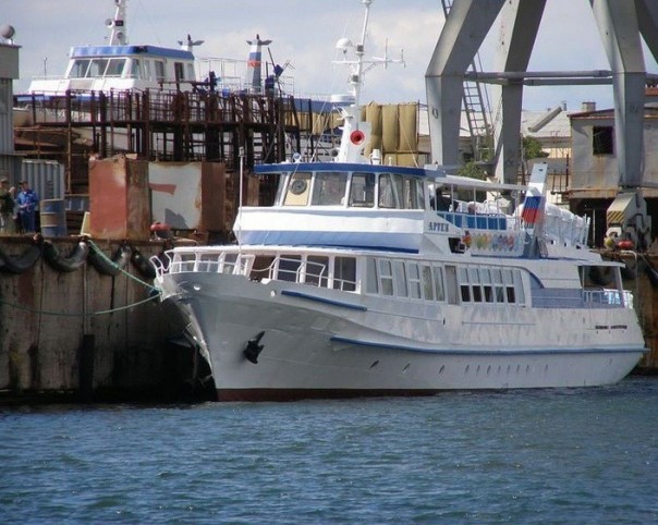 Киностудия "МосТфильм" и сотни сотрудников ФСБ проводят спецоперацию "Прекрасный отдых и жизнь в Крыму" 