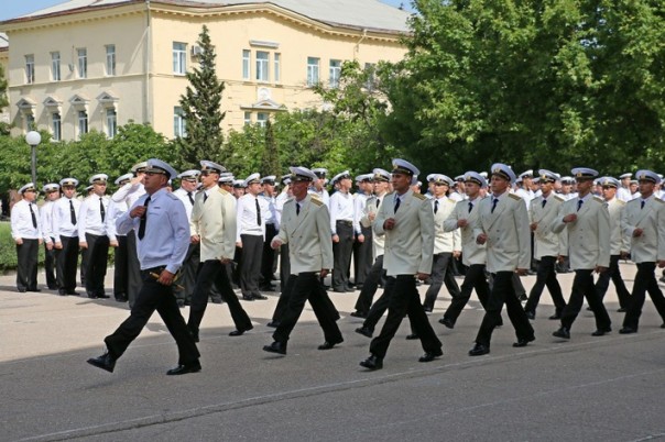 Киностудия "МосТфильм" и сотни сотрудников ФСБ проводят спецоперацию "Прекрасный отдых и жизнь в Крыму" 