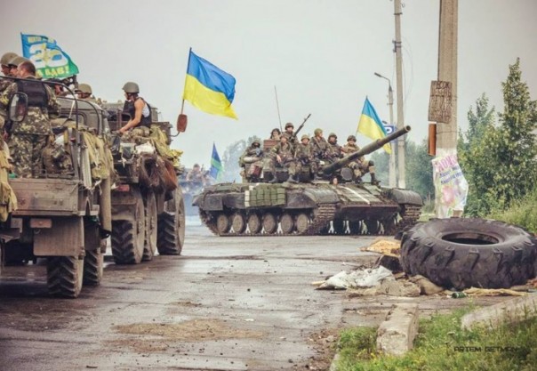 «Мирный» план Киева по Донбассу: отвод вооружения или отвлекающий маневр. Захарченко поставил Киеву ультиматум