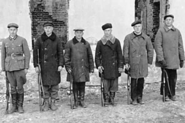 Земля Иуд: Сумы подвместе с гитлеровцами Земля Иуд: Сумы подвместе с гитлеровцами