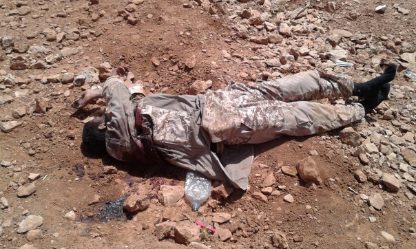 Армия Сирии наступает под Дамаском, ВВС уничтожили лагерь террористов в Дейр-эз-Зор | Подборка видео с Ближневосточного фронта 18+ Армия Сирии наступает под Дамаском, ВВС уничтожили лагерь террористов в Дейр-эз-Зор | Подборка видео с Ближневосточного фронта 18+