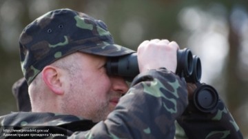 Турчинов поздравил Нацгвардию Украины сказкой о зависти россиян