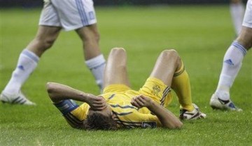 Сборная Украины отправила на пресс-конференцию доктора вместо тренера