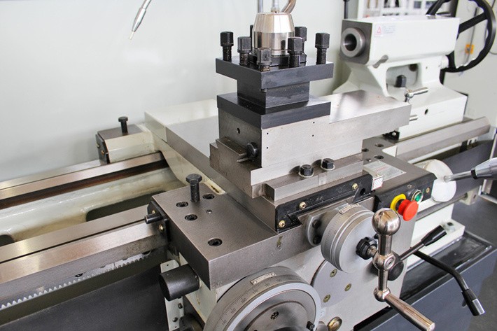 Начало возрождения станкостроения в России. Серийный выпуск станков СТ16К20 начался в Пензе Начало возрождения станкостроения в России. Серийный выпуск станков СТ16К20 начался в Пензе