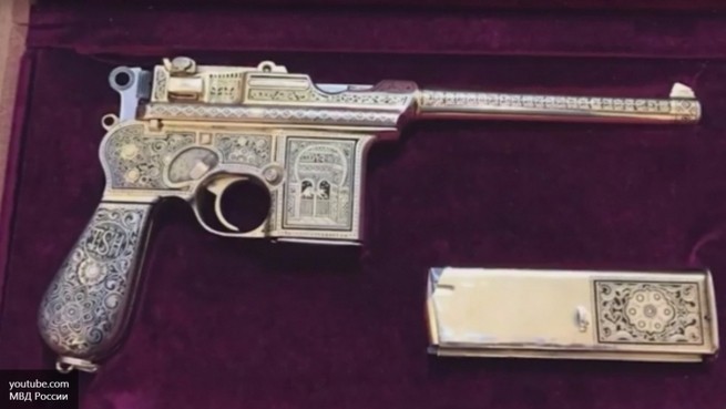 Золотой пистолет Саддама: тень Сталина над кавказским следом ИГ Золотой пистолет Саддама: тень Сталина над кавказским следом ИГ