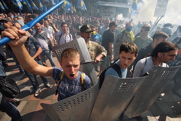 Отделяй и властвуй