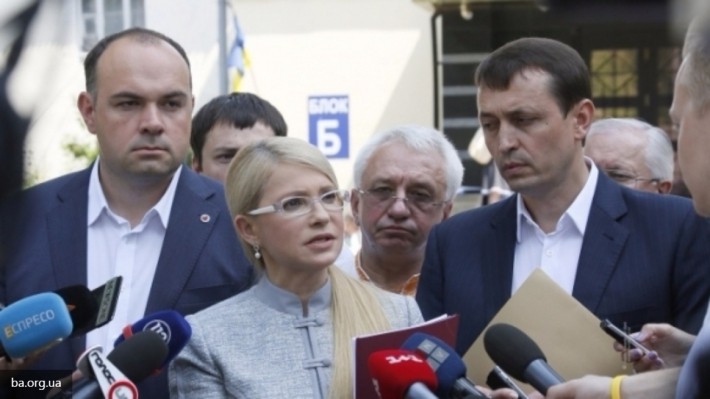 Тимошенко назвала виновников украинского кризиса Тимошенко назвала виновников украинского кризиса