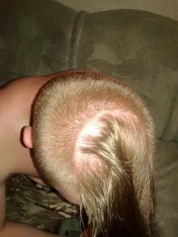 В Киеве жестоко избили боевика «Правого сектора», воевавшего в Донбассе В Киеве жестоко избили боевика «Правого сектора», воевавшего в Донбассе