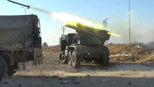 Бои в котле: спецназ штурмует Алеппо, ВКС РФ не дают бандам наладить новый маршрут снабжения | Подборка видео с Ближневосточного фронта