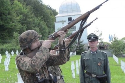 На Львовщине торжественно перезахоронили «ветеранов» дивизии СС «Галичина» на месте памятника советским воинам-освободителям