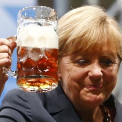 Западные журналисты называют Меркель пережитком прошлого