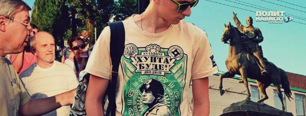 Здесь не будет командовать быдло – киевляне дали отпор националистам, которые пытались снести памятник Щорсу