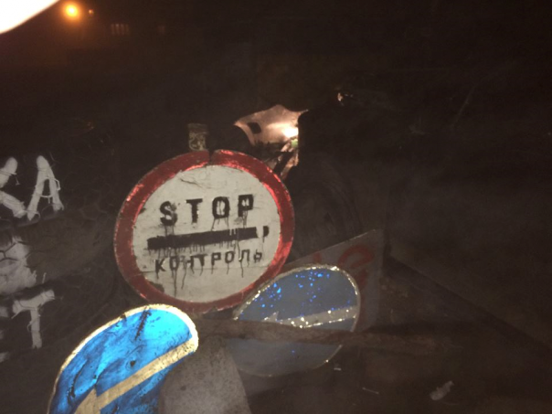 Барна-потаскун хватавший Яценюка за яйца, попал в ДТП. Бубенцы на месте, отделался синяками Барна-потаскун хватавший Яценюка за яйца, попал в ДТП. Бубенцы на месте, отделался синяками