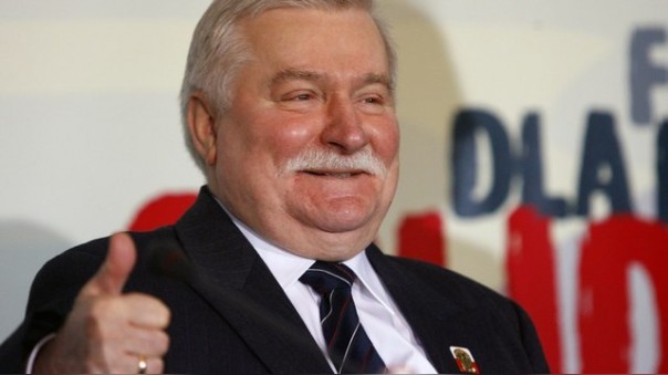 Валенса: На месте США я бы сбил самолет русских – война им не по карману Валенса: На месте США я бы сбил самолет русских – война им не по карману