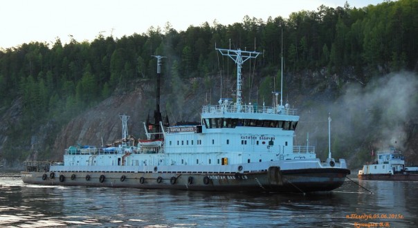 С Днем работника морского и речного флота!