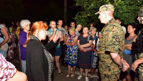 Украинцев, заблокировавших силовикам дорогу в Торецк, будут судить