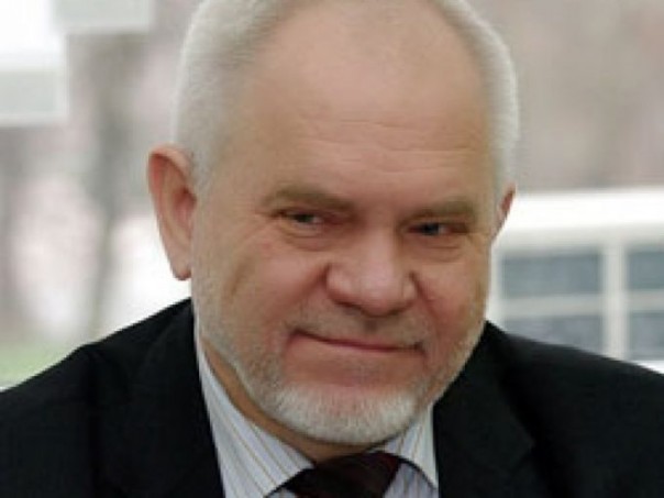 Обучение 1 грн в год - остальное взятками на сессиях отдадите. Крымчан в “мозгопромывочную” Казарина-старшего заманивают бросовой ценой