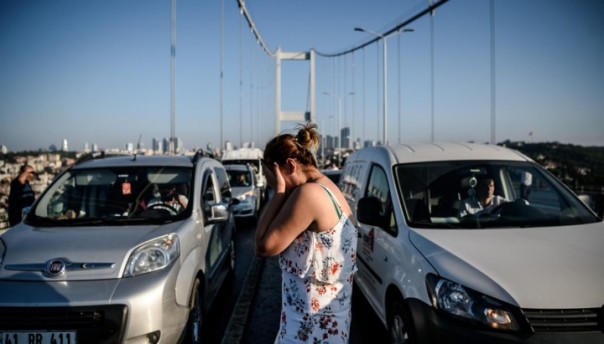 Эрдоган предпочел «живой щит», нежели достойное противостояние