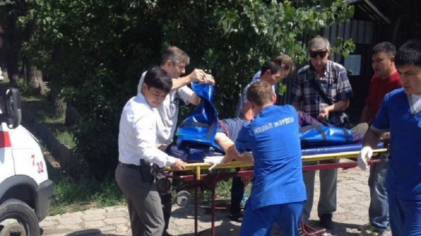 СМИ сообщают о стрельбе около райотдела полиции в центре Алма-Аты СМИ сообщают о стрельбе около райотдела полиции в центре Алма-Аты