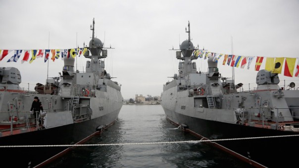 Россия начала учения на Черном море с участием новейших кораблей