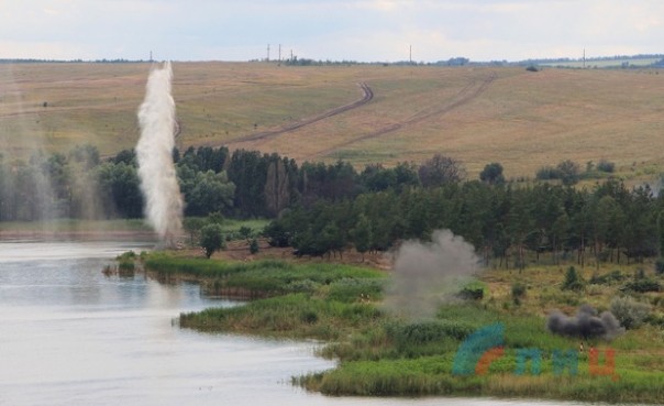 Сводка от НМ ЛНР 20 июля 2016 года. Масштабные учения Народной милиции по форсированию водных преград