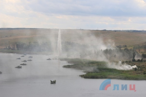 Сводка от НМ ЛНР 20 июля 2016 года. Масштабные учения Народной милиции по форсированию водных преград