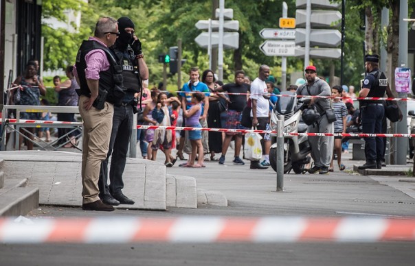 СМИ: мэрии Ниццы приказали уничтожить все видеозаписи с кадрами теракта 14 июля