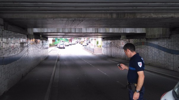 Двое неизвестных захватили заложников в церкви на севере Франции Двое неизвестных захватили заложников в церкви на севере Франции