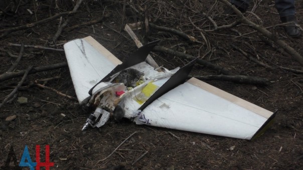 Сводка от МО ДНР 26 июля 2016 года. Жертвами украинских обстрелов за сутки стали двое военнослужащих ДНР, еще три человека ранены Сводка от МО ДНР 26 июля 2016 года. Жертвами украинских обстрелов за сутки стали двое военнослужащих ДНР, еще три человека ранены