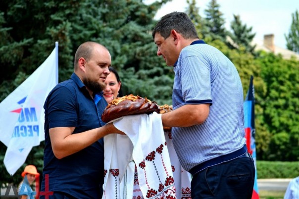 В Горловке начался масштабный республиканский фестиваль городов и районов В Горловке начался масштабный республиканский фестиваль городов и районов