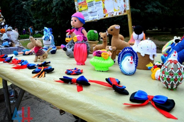 В Горловке начался масштабный республиканский фестиваль городов и районов В Горловке начался масштабный республиканский фестиваль городов и районов