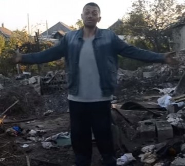 18+ Это батина рука... Два года бомбёжке Станицы Луганской украинско-террористическими войсками