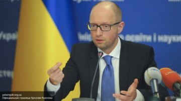 Яценюк: На посту премьера занимался шантажом и запугиванием