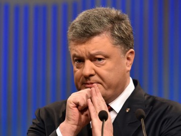 Научу, как бить Россию: переписка Порошенко с лидерами НАТО