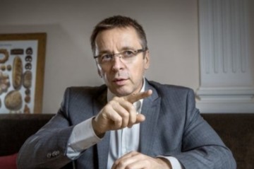 «Если не уничтожите стариков – сделаем бакс по 40»: советники Гройсмана ставят патриотов перед выбором