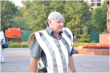 Виктор Рау: политический мусор