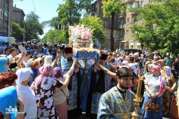 Крестный ход православных в Одессе: молитва о мире